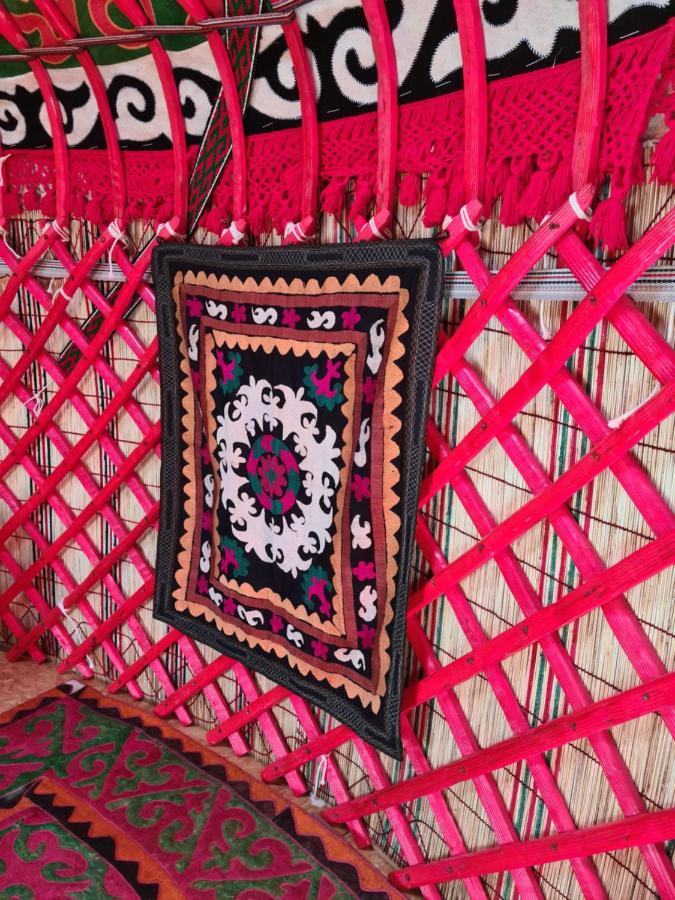Feel Nomad Yurt Camp Hotel Ak-Say Bagian luar foto