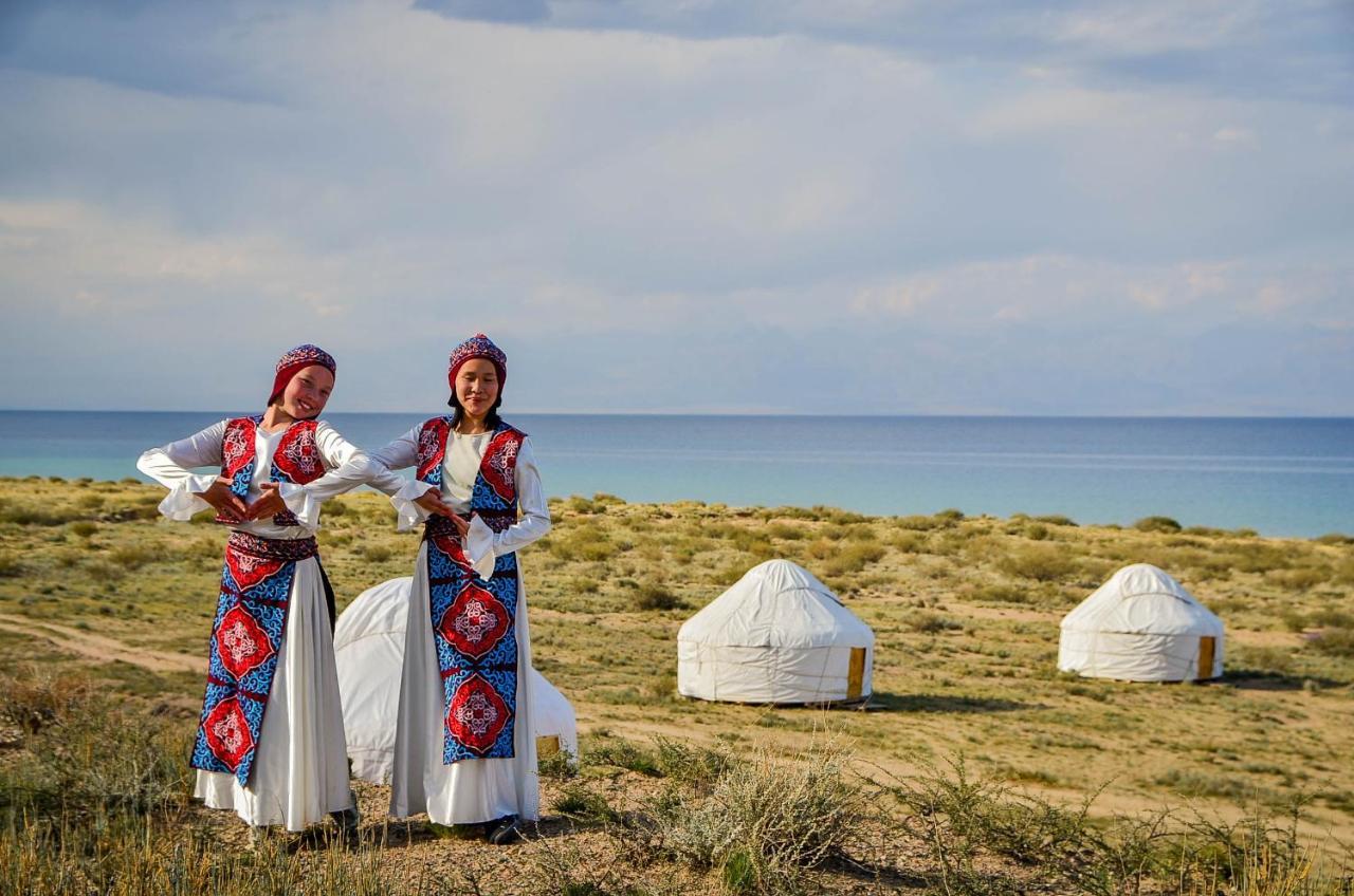 Feel Nomad Yurt Camp Hotel Ak-Say Bagian luar foto